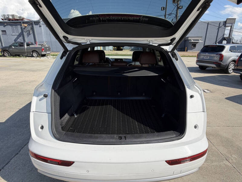 2018 Audi Q5 2.0T quattro Premium Plus