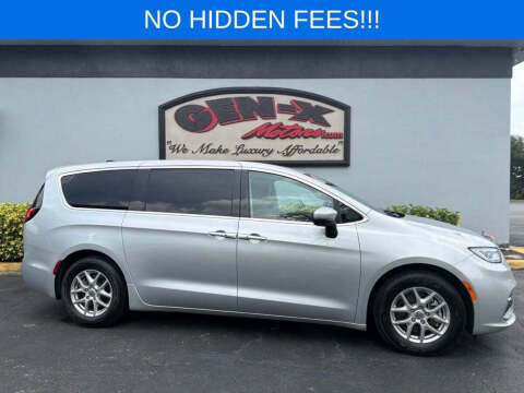 2023 Chrysler Pacifica Touring L