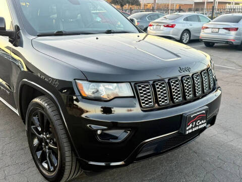 2017 Jeep Grand Cherokee Altitude