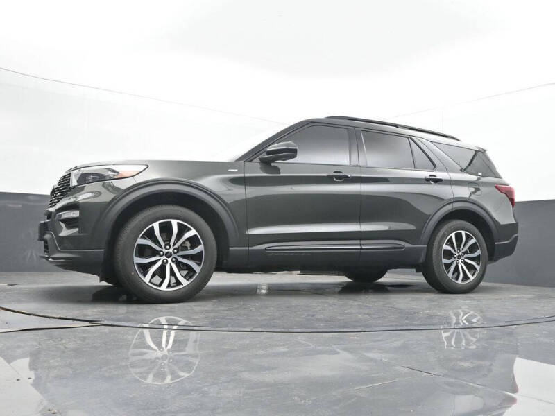 2024 Ford Explorer ST-Line