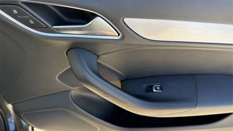 2018 Audi Q3 2.0T Premium Plus