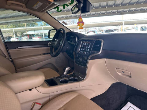 2018 Jeep Grand Cherokee Laredo