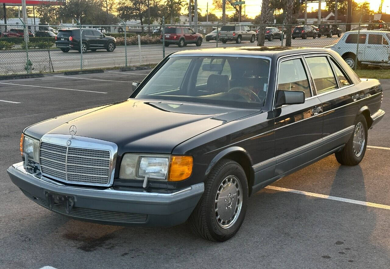 1988 Mercedes-Benz 420-Class  - $8,900