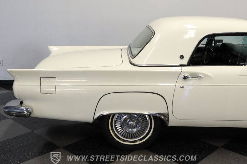 1957 Ford Thunderbird