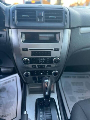 2012 Ford Fusion SE