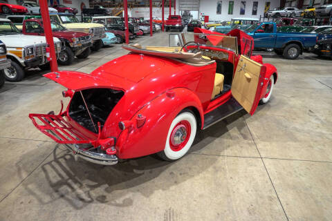 1937 Packard 120