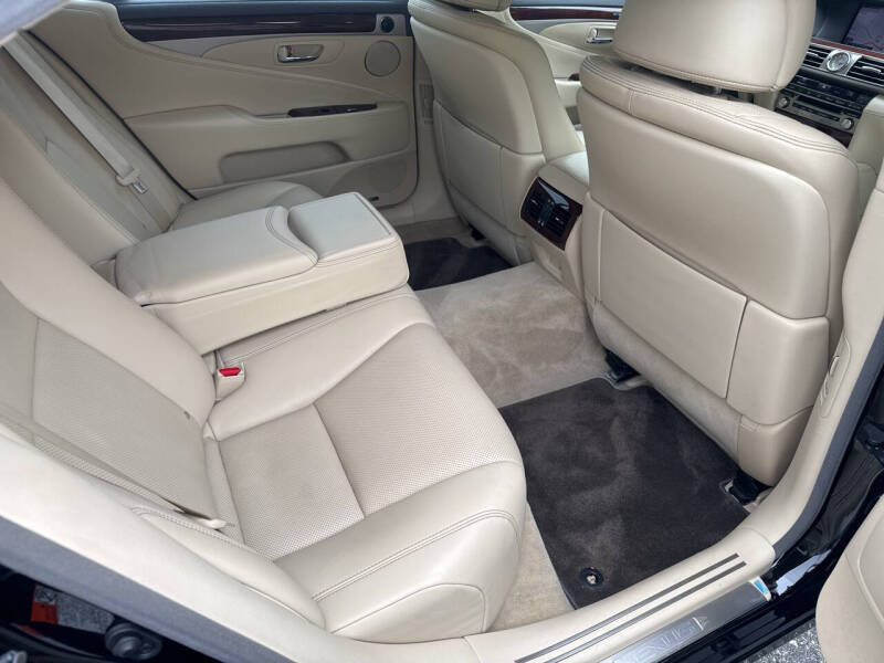 2015 Lexus LS 460 L