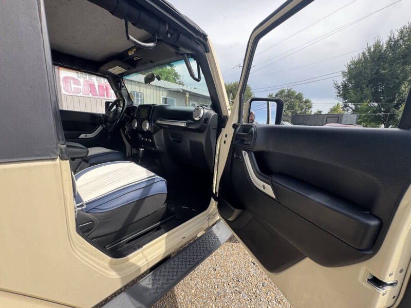 2011 Jeep Wrangler Sahara