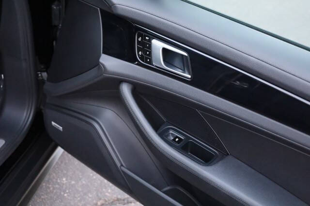 2019 Porsche Panamera