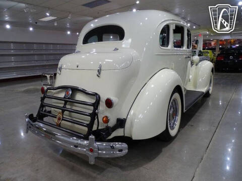 1936 Packard Eight Sedan