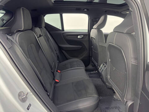 2024 Volvo XC40 Recharge Twin Plus