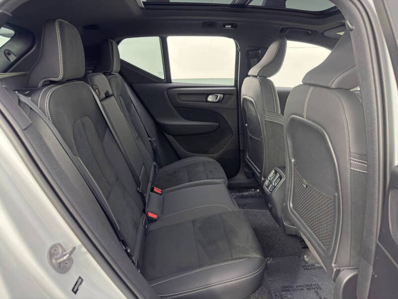 2024 Volvo XC40 Recharge Twin Plus