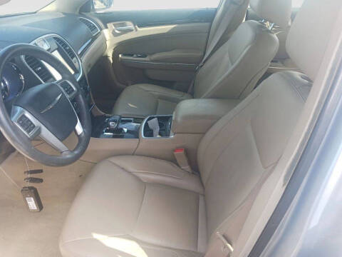 2013 Chrysler 300