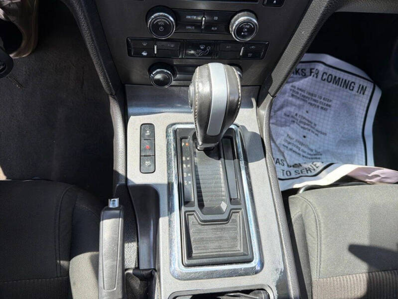 2014 Ford Mustang V6