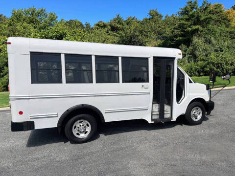 2017 Chevrolet 3500 Express