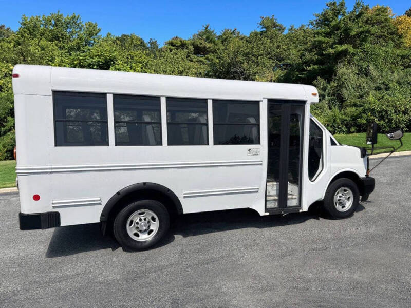 2017 Chevrolet 3500 Express