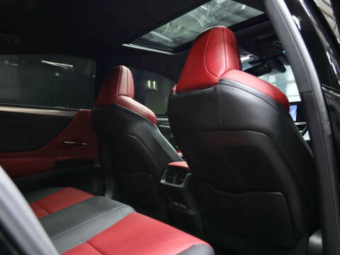 2024 Lexus ES 350 F SPORT Handling