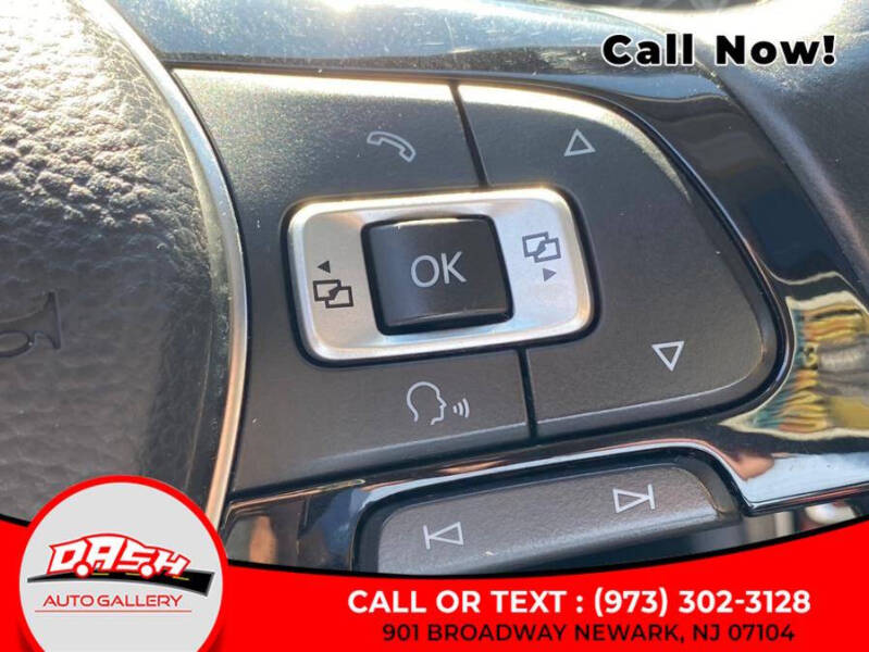 2017 Volkswagen Passat 1.8T SEL Premium