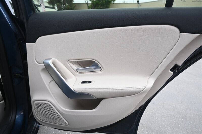 2020 Mercedes-Benz A-Class A 220