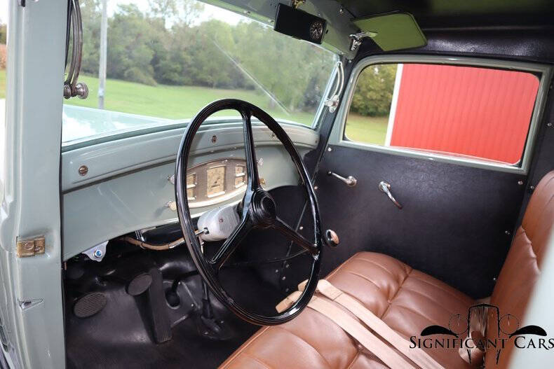 1933 Plymouth Model PC