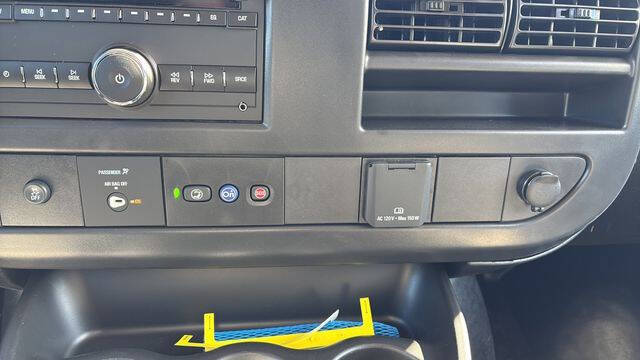 2025 Chevrolet Express 2500