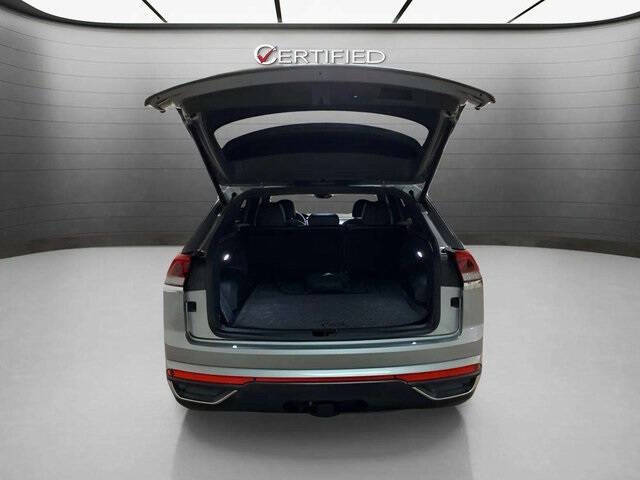 2025 Volkswagen Atlas Cross Sport SE 4Motion