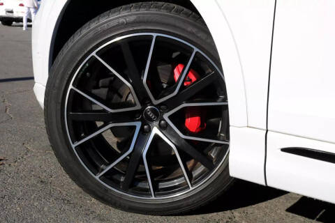 2020 Audi Q8 quattro Premium Plus 55 TFSI