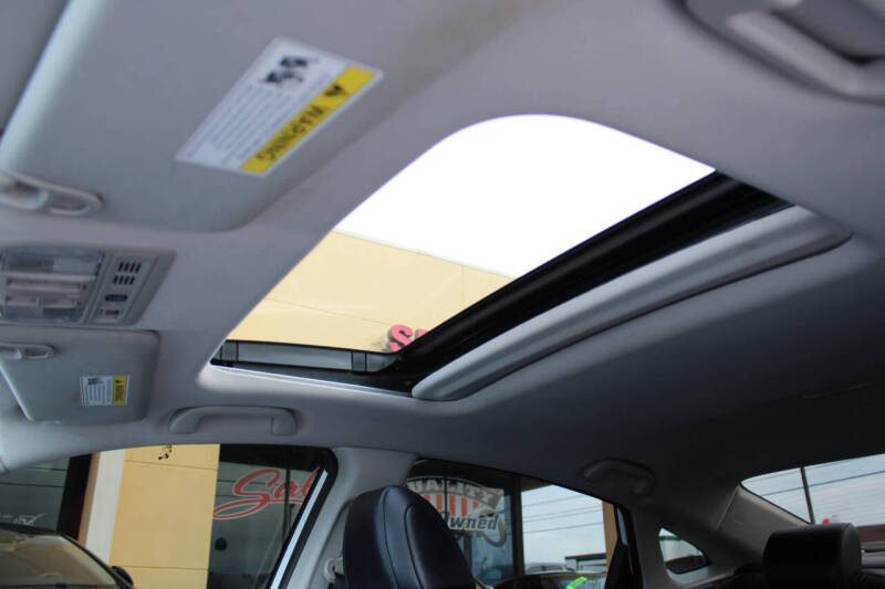 2019 Honda Insight Touring