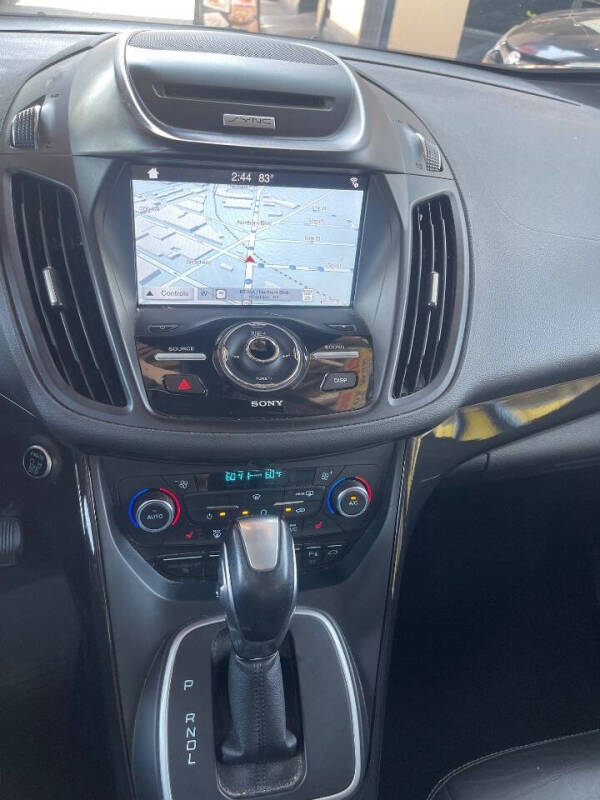 2017 Ford C-MAX Energi Titanium