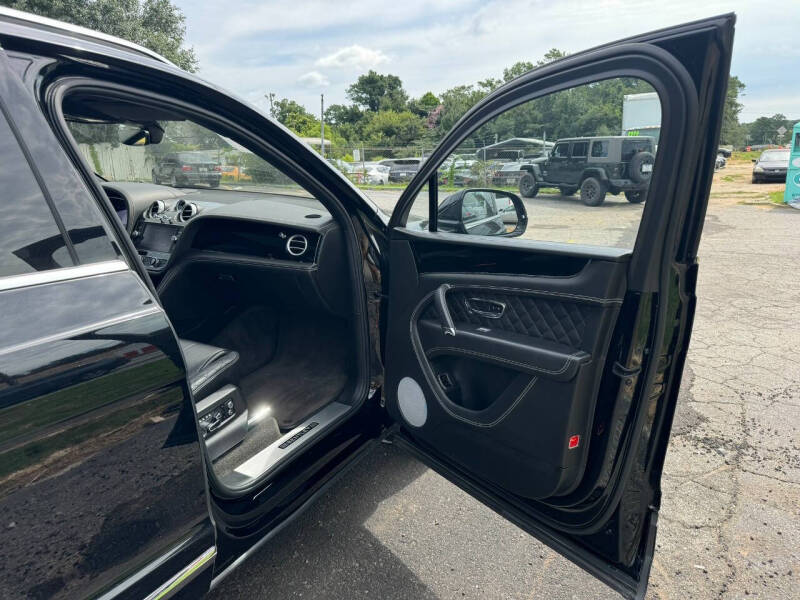 2017 Bentley Bentayga W12 First Edition