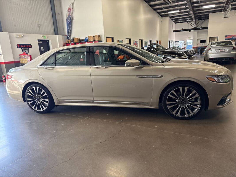 2017 Lincoln Continental Reserve