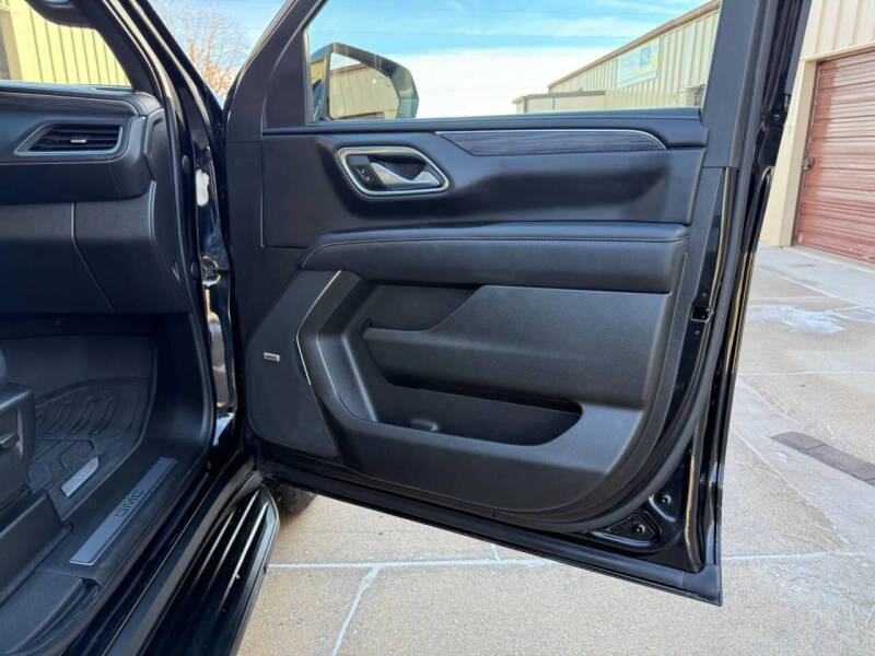 2022 GMC Yukon XL SLT