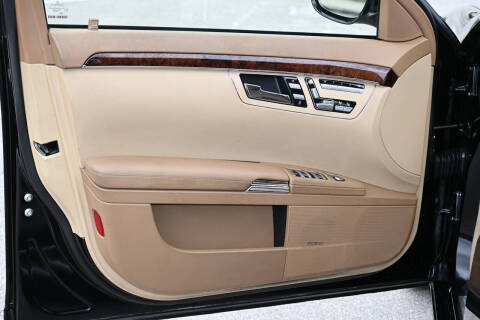 2007 Mercedes-Benz S-Class S 550