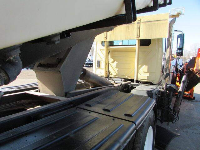 2011 International WorkStar 7400
