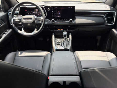 2024 GMC Canyon Elevation