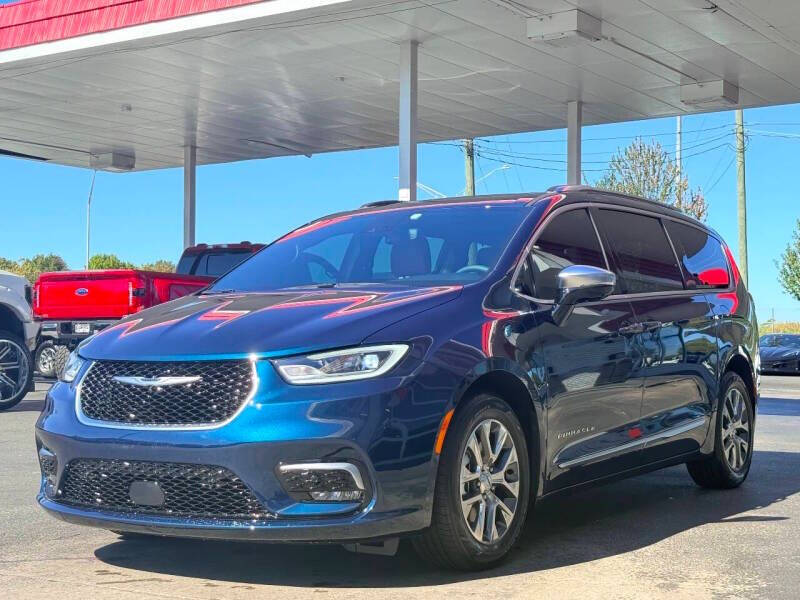 2025 Chrysler Pacifica Plug-In Hybrid Pinnacle
