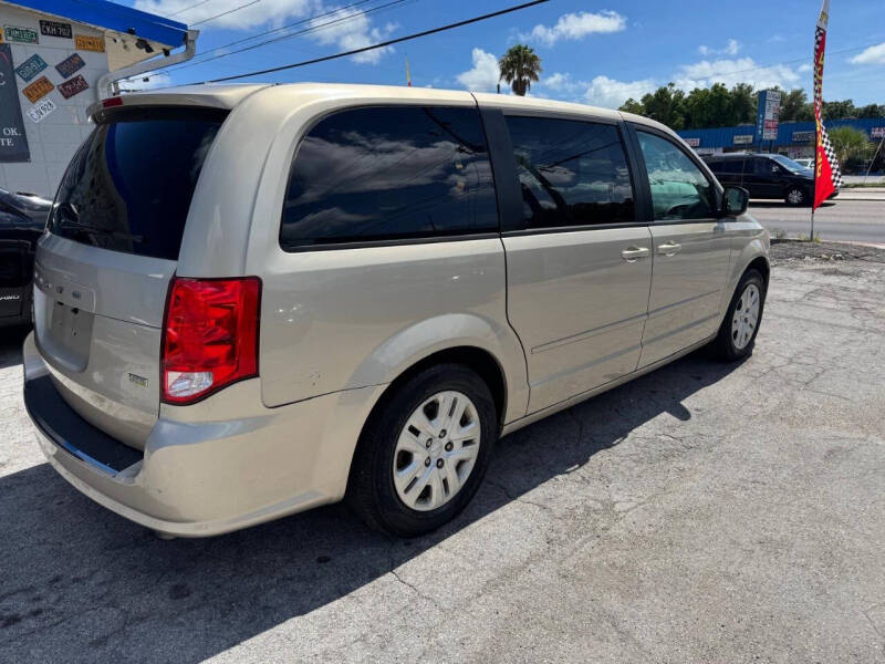 2016 Dodge Grand Caravan SE