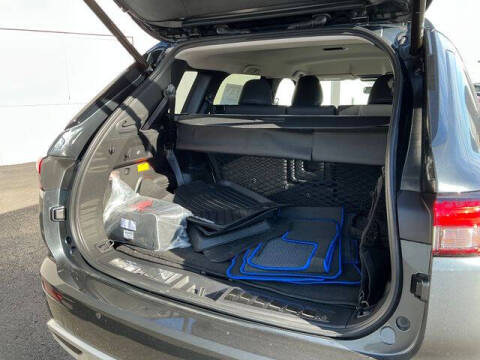 2025 Mitsubishi Outlander PHEV SE