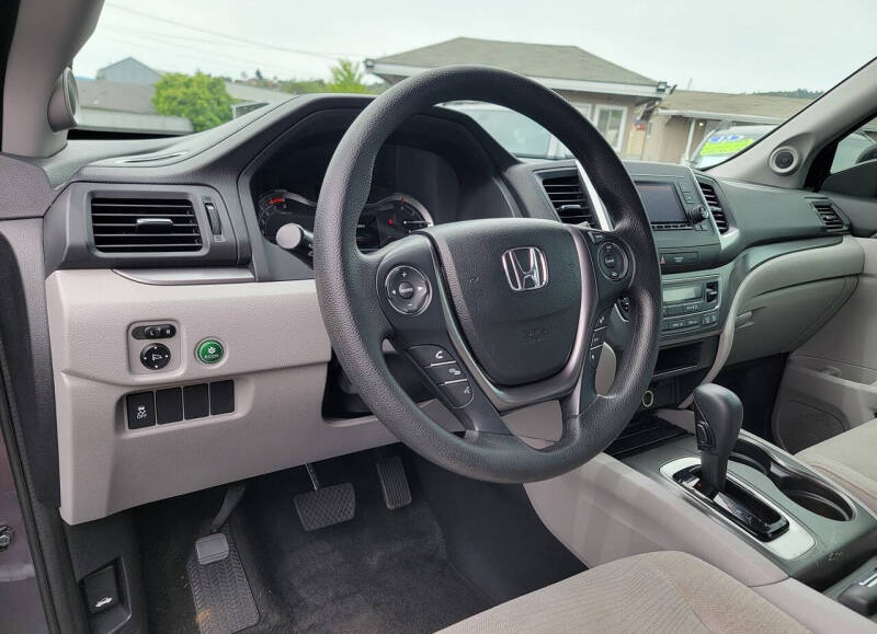 2017 Honda Pilot LX