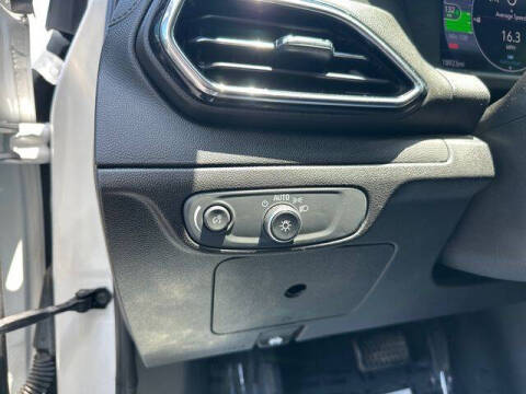 2023 Chevrolet Bolt EUV LT