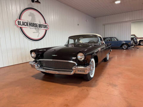 1957 Ford Thunderbird