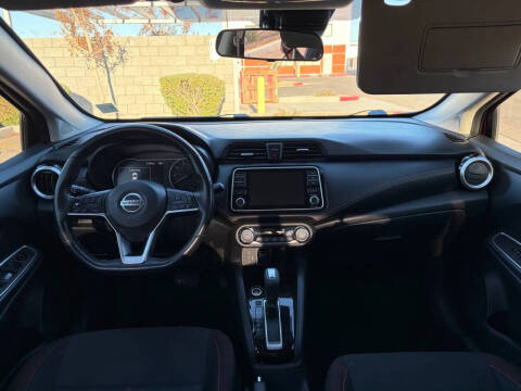2020 Nissan Versa SR