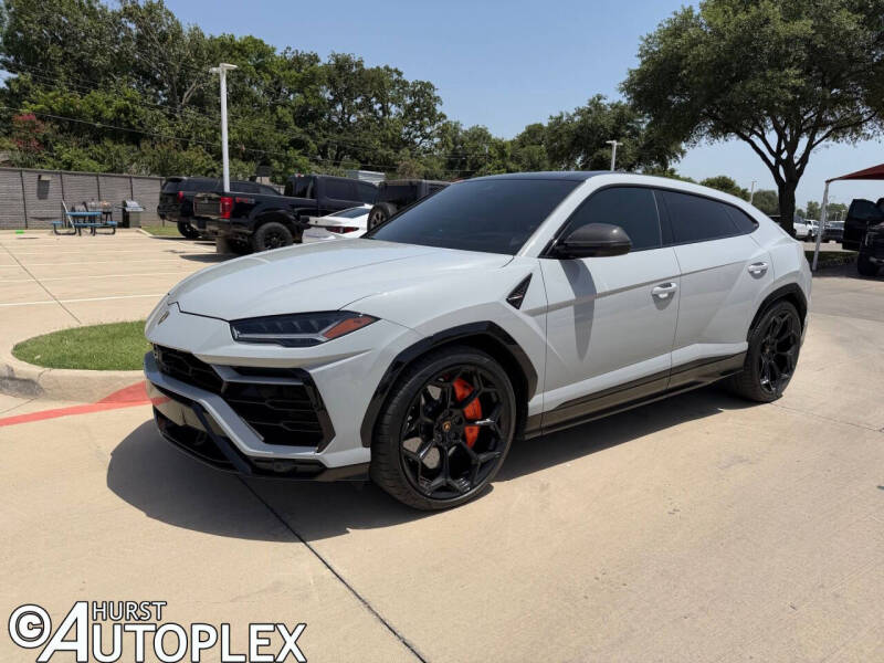 2022 Lamborghini Urus