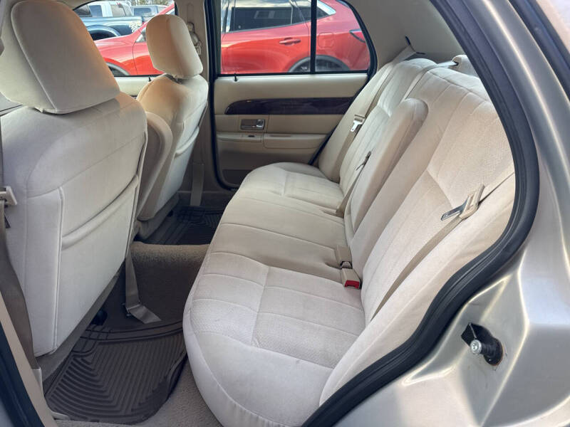 2008 Mercury Grand Marquis GS