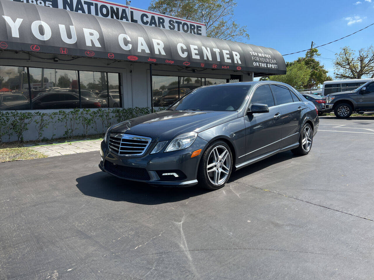 2010 Mercedes-Benz E-Class  - $11,900