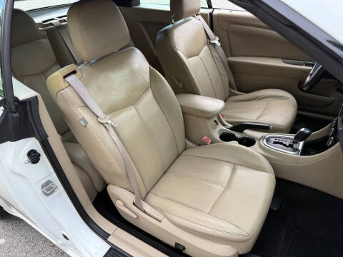 2011 Chrysler 200 Limited