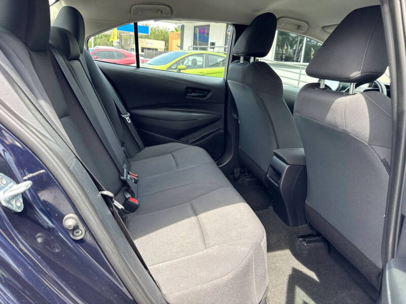 2022 Toyota Corolla LE