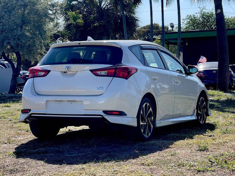2017 Toyota Corolla iM