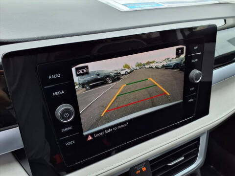 2026 Volkswagen Taos SE