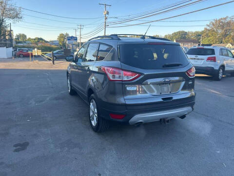 2015 Ford Escape SE